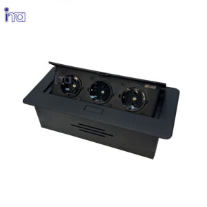 پریز صفحه کابینت سه سوکته مدل DS05S
